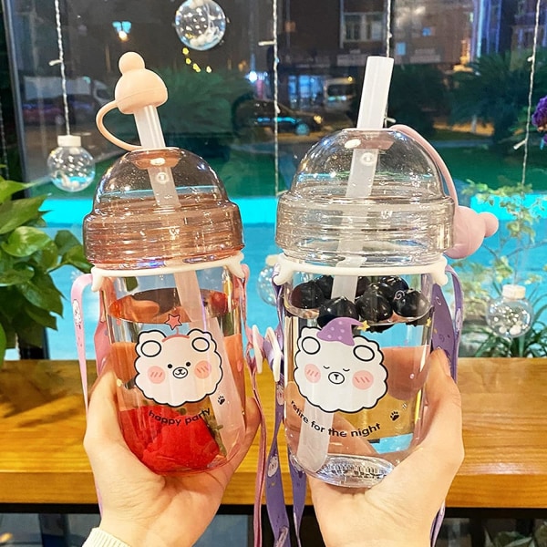 Boba Tea Kanne, 560ML Gjenbrukbar Drikkkopp med Lopp og Sugerør