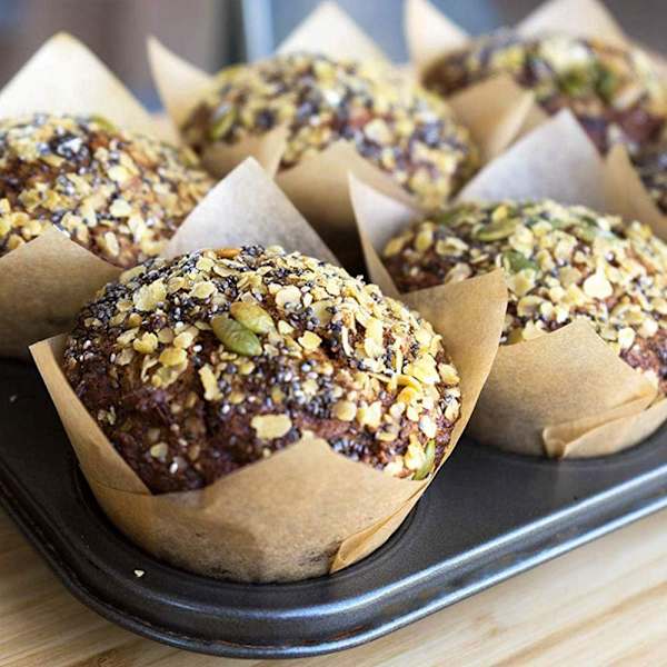 200 stycken tulpanformade bakformar, ugnstårta koppar, bakpapper