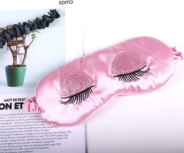 Rosa sovmaske, paljetter långa ögonfransar imitationssilke ögonmask