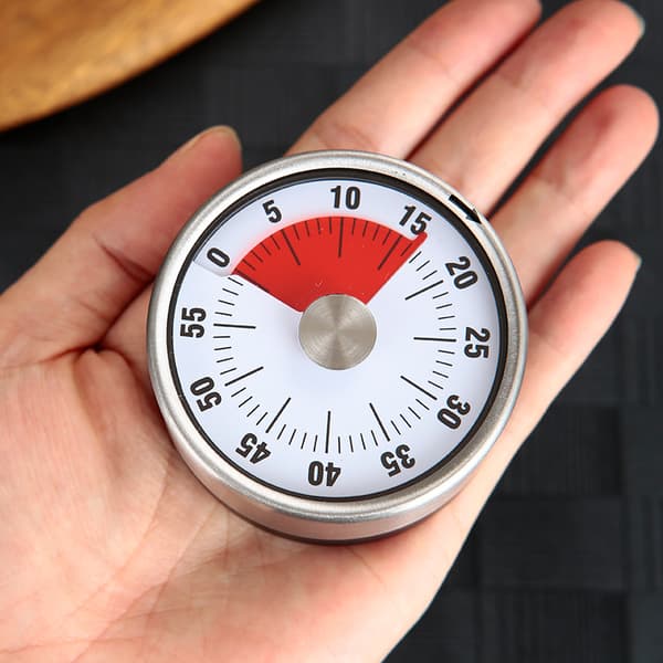 1 stk Basics Mekanisk og Magnetisk Timer. Maksimalt 60 Minutter.