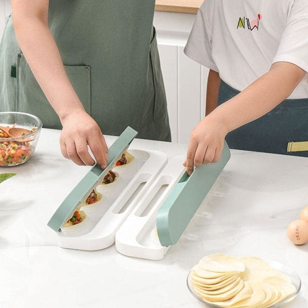 1 st (Blå) 8-håls Dumpling Lazy Special Verktyg För Tillverkning