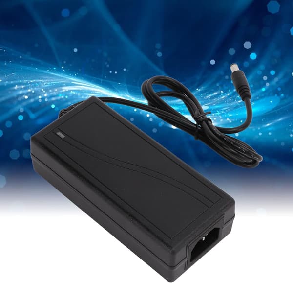 12V 7A strømadapter, 100V-240V AC til DC strømtransformator, overstrømsbeskyttelse
