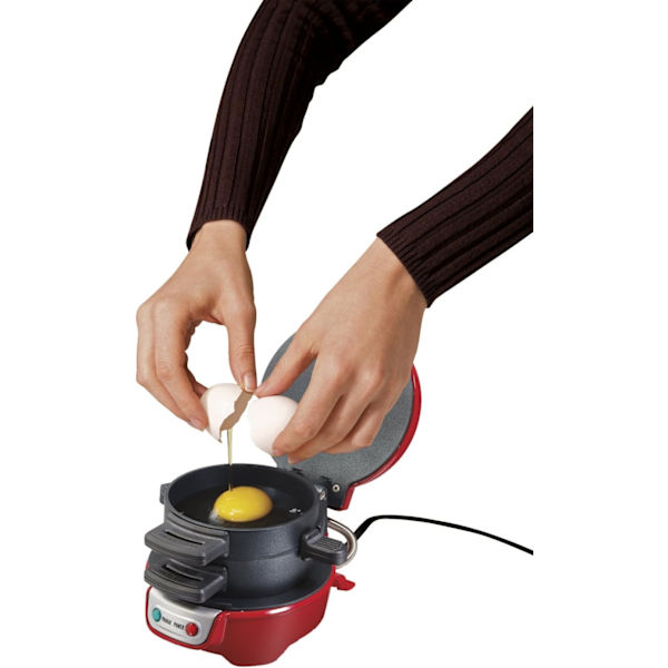 Strand-frokostsandwichmaker med eggekoker-ring, tilpass ingredienser, perfekt for engelske muffins, croissanter