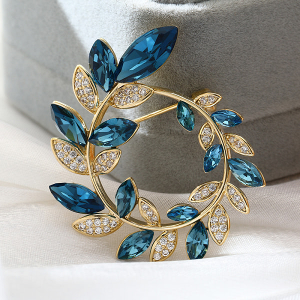 En exklusiv guld mikro-pavé zirkon blad brosch olivblad corsage