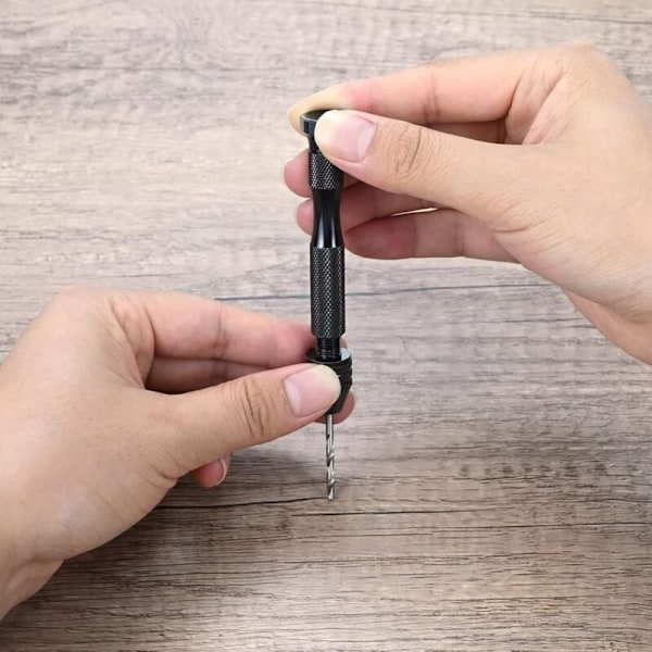 Mini Precision Hand Drill Kit med 25 st Twist Drill Bits (0,5-3