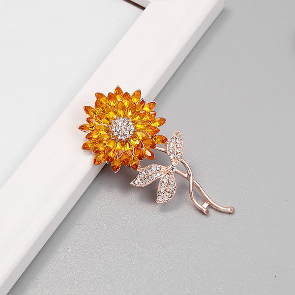 Nitarbetad solros corsage brosch för män och kvinnor mode