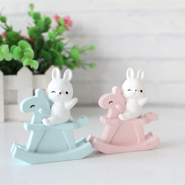 1 stk Figur Cake Topper Resin Miniatyr Kanin Gyngestol