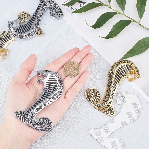 4 kpl 95x59mm 3D Cobra Snake -tarratarrat 3D-embleemitarrapaketti Auto