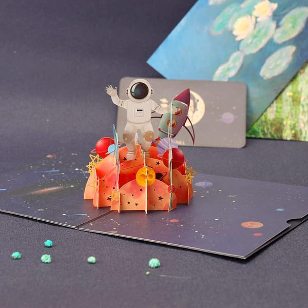 1 stk 3D Rom Astronaut Pop Up Bursdagskort for Barn Gutter