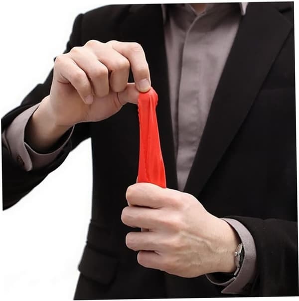 Magisk Blød Plastik Magic Tricks Legetøjsværktøj med Rød Silkeklud