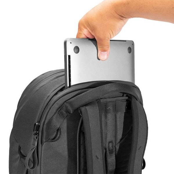 PEAK DESIGN Matkalaukku Reppu 30L BTR-30-BK-1