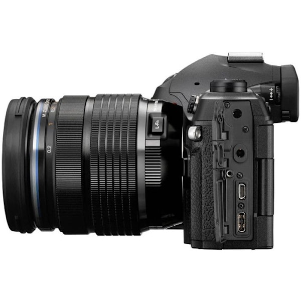 OM-SYSTEM Om-1 Utrustad med Micro Four Thirds-system, M.Zuiko Digital Ed 12-40mm f2.8 Pro II-objektiv, BSI-staplad sensor