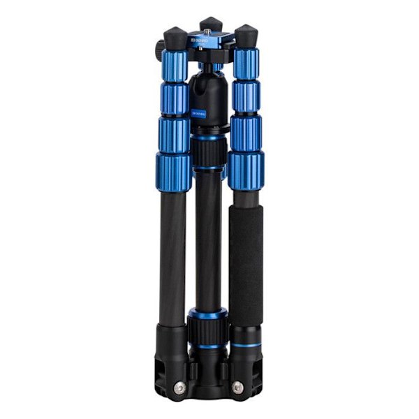 BENRO Slim Travel Carbon Tripod med N00 kulhuvud - hopfällbara ben och tillbehörskrok