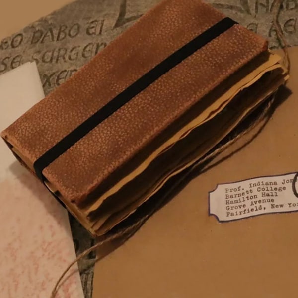 Indiana Jones Graal-dagbok Prop Replica med dolda dyrbara insättningar Avid Filmfans Present R