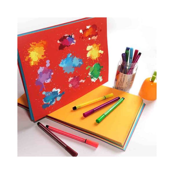 100 ark farget A4-papir, blandet A3-kopipapir