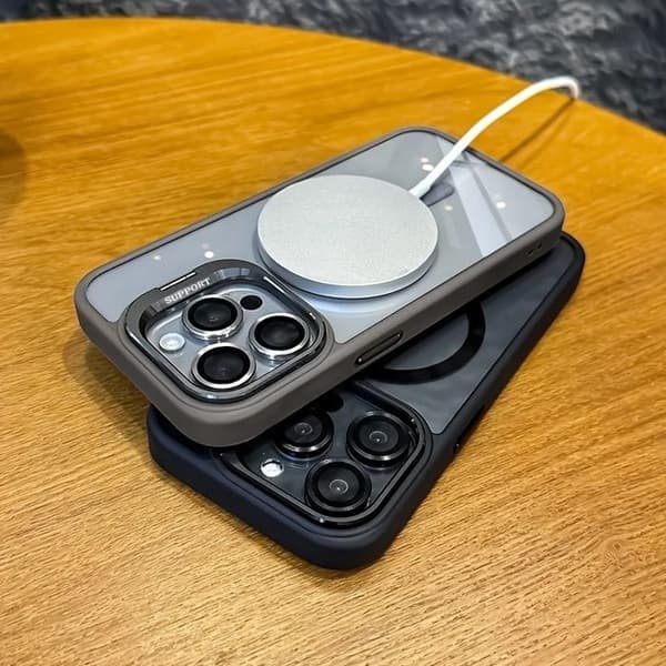Minimalistisk magnetisk cover med metalramme, objektivbeskyttelse og stativ (3-i-1) — Til iPhone 17 Pro Max