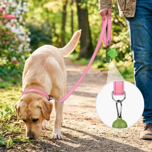 Reflekterande hundkoppel - SONGHUI - 1,8 m x 2,5 cm - vadderat handtag - nylonrem - 360° svängbar karbinhake rosa