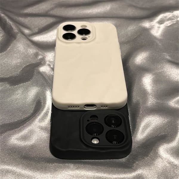 Sort silikonecover til iPhone 15 Pro Max