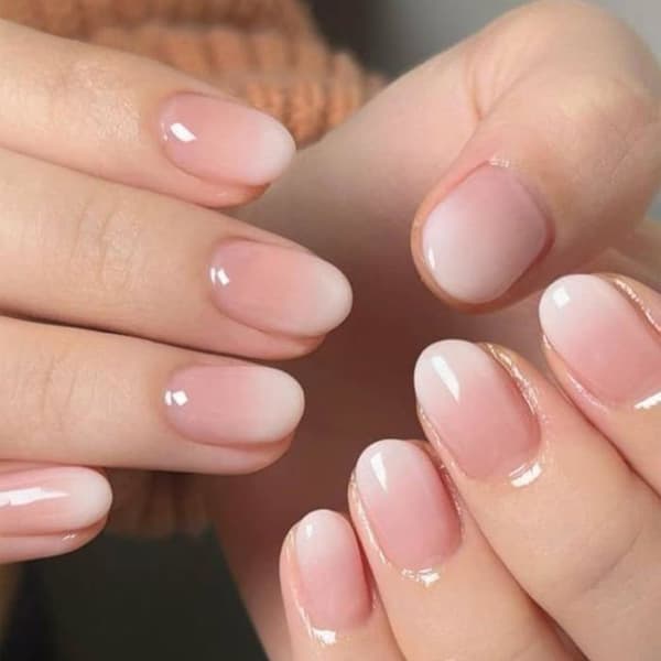 Falske negle - Fransk manicure med gradient - Gradient rosa - Kort oval form - 24 stykker gradientros