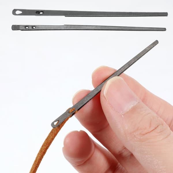 Synål til læder - SONGHUI - Sæt 2 (1 øje + 2 øjne) - Robust metal - Til flad snor ≤3 mm - Længde 5,75/5,5 cm