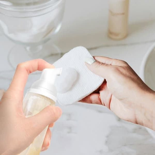 Plastiska skumdispenserflaskor på 60 ml – Tomma och bärbara reseflaskor (Skumdistributörer) – 2-pack