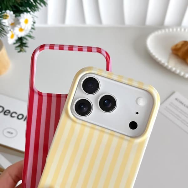 iPhone 17 Pro-fodral – Vacker randig design, i mjukt TPU, tunt och stöttåligt (Gul)