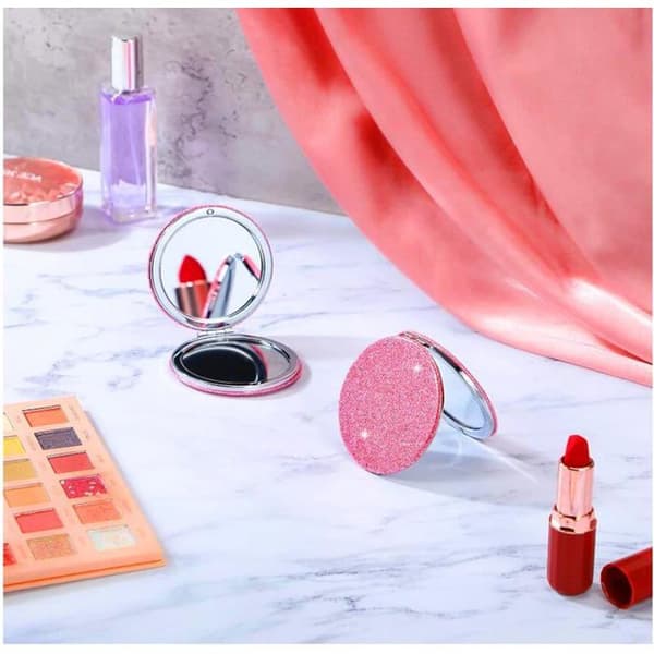 Smukt rosa og bærbart makeup-spejl til kvinder, kompakt rejsemirror med forstørrelse, foldbart spejl.