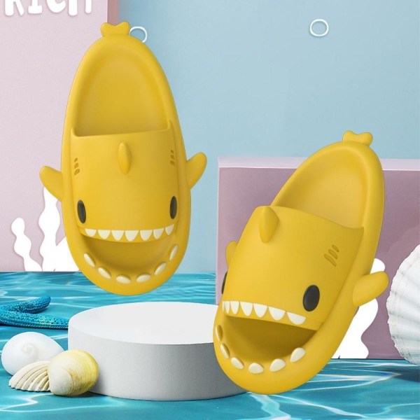 shark tofflor shark slippers plasttofflor grå 38/39