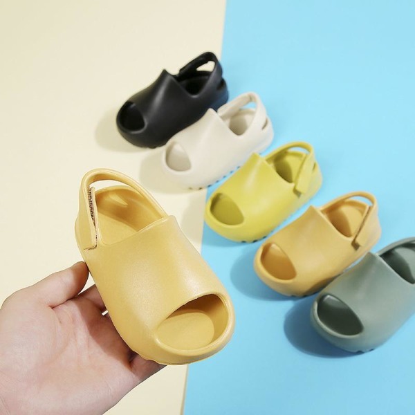 mjuka tofflor slider sandaler skor foppatofflor barn tofflor gul 130 (innerlängd 12-12.5cm)