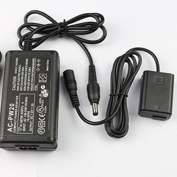 Sony NEX AC-PW20 ekstern strømforsyningssett med dummy-batteri for k svart satt i tre deler