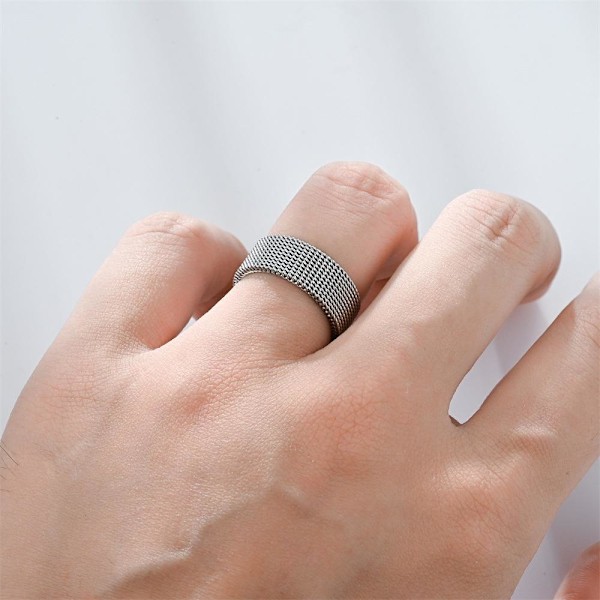 Klassisk stil mesh-sæt til ham og hende - minimalistisk ring i sort mesh nr. 12