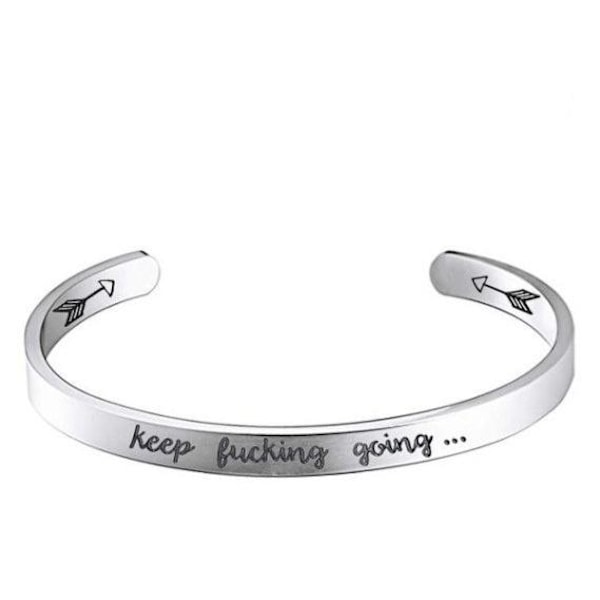 Titanstål C-formet Inspirerende Armbånd - Fortsett å skyve fremover omvendt gravert stålfarge