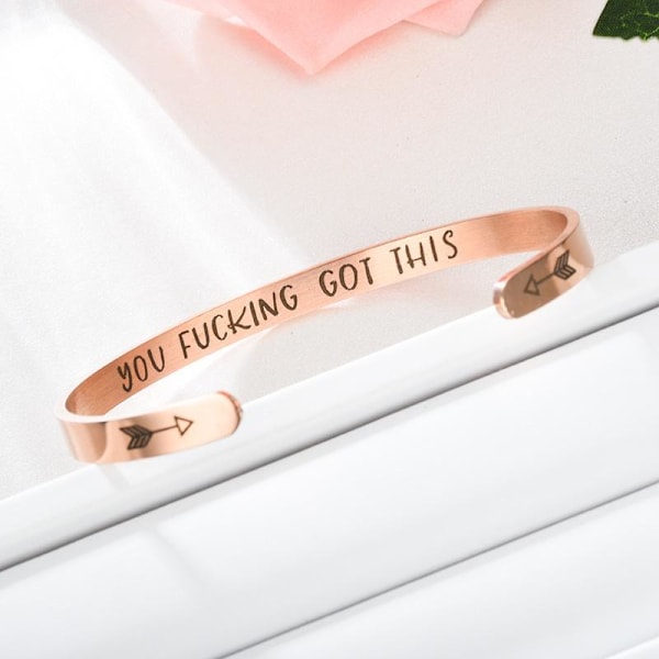 Titanstål C-formet Inspirerende Armbånd - Fortsett å skyve fremover gull A