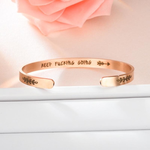 Titanstål C-formet Inspirerende Armbånd - Fortsett å skyve fremover rosa gull A