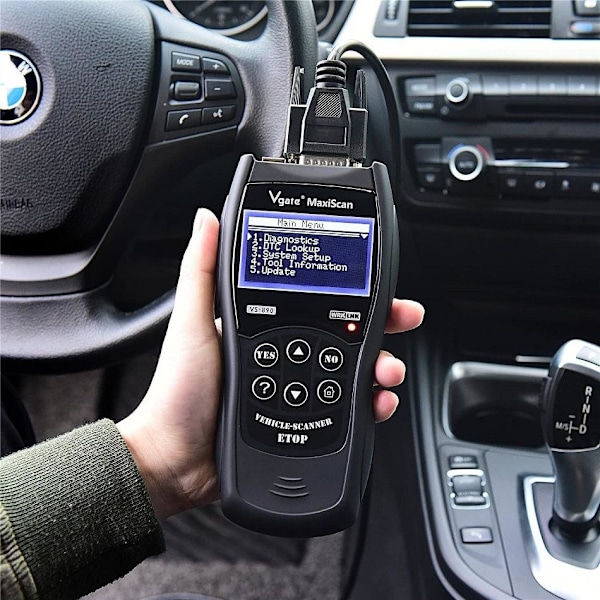Vgate VS890 OBD II Code Reader Scanner - 13 sprogstøtte og bil som på billedet