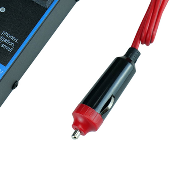 Bilströminverter 12V 24V till 110V 220V 1500W Multifunktionell Lastbilshemuttag Effektkonverter