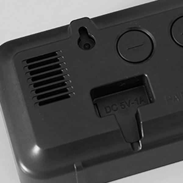 Spegels Stor Digital LED-klocka Hem Elektronisk Väggklocka Stor Skärm Plug in Klocka Vit och Grön