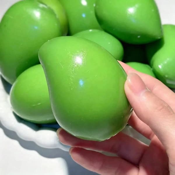 1 stk. håndlavet blød mango stressklemmelegetøj farveskiftende blød mango fingerspidsbold ASMR sensorisk stressaflastningslegetøj 2pc
