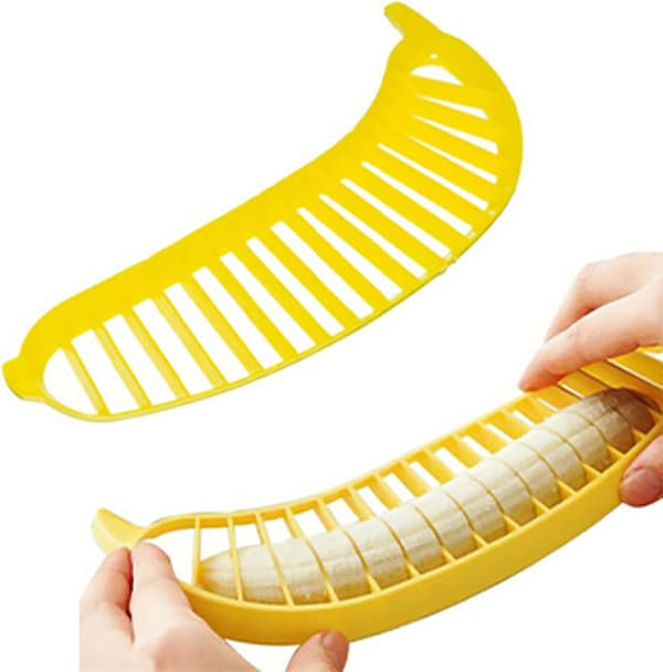 Banana Slicer, Practical Kitchen Utensil, Plastic Fruit Peeler and Chopper for Salad (2 pcs)