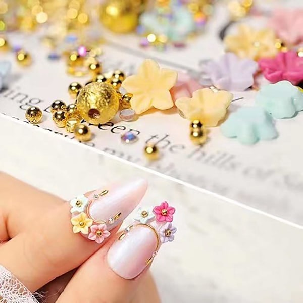 Konstnärliga Nageldekorationer, Guld Silver Material för Bländande Design, Komplett Set för Oöverträffade Nagelkonstupplevelser