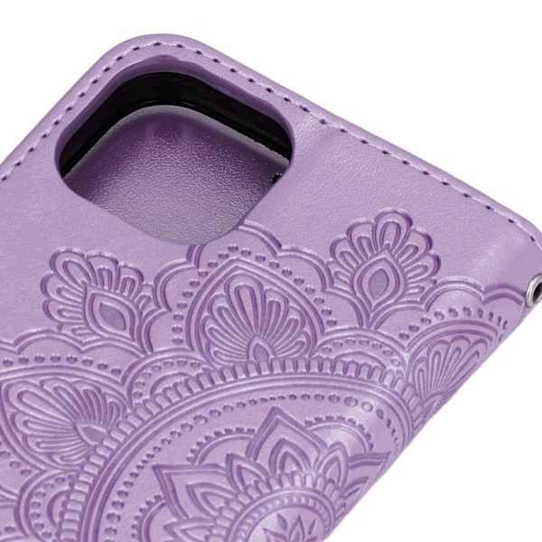 Telefonplånboksfodral med kortfack Stativ PU Läder Blomma Präglad Skyddande Flipfodral för IPhone 13 Lila