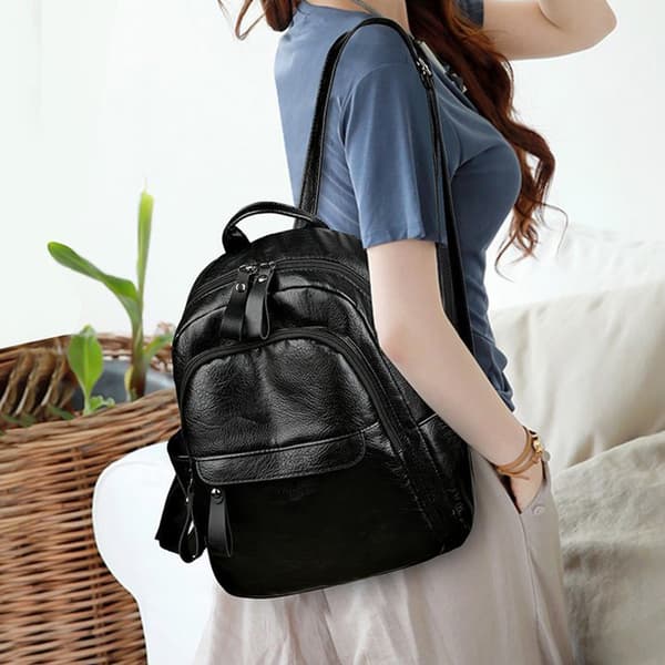 Stylish Black Backpack - Perfect for Everyday Use 378 PU