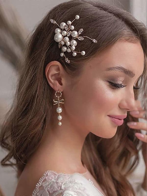 Guldbrudshårkam med pärlor och strass – Elegant bröllopshåraccessoar för brudar