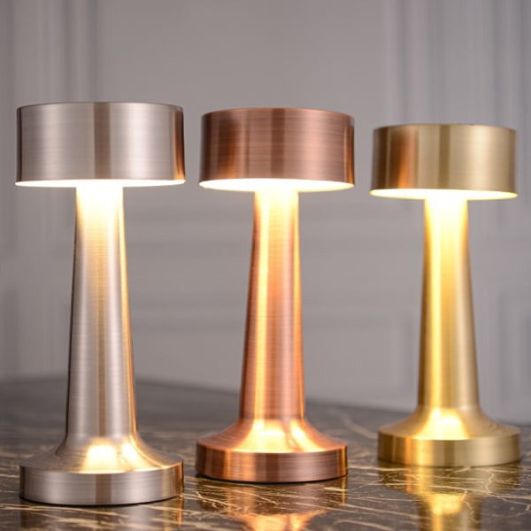 Touch LED bordlampe, nattbordslampe i metall med trinnløs dimming silver