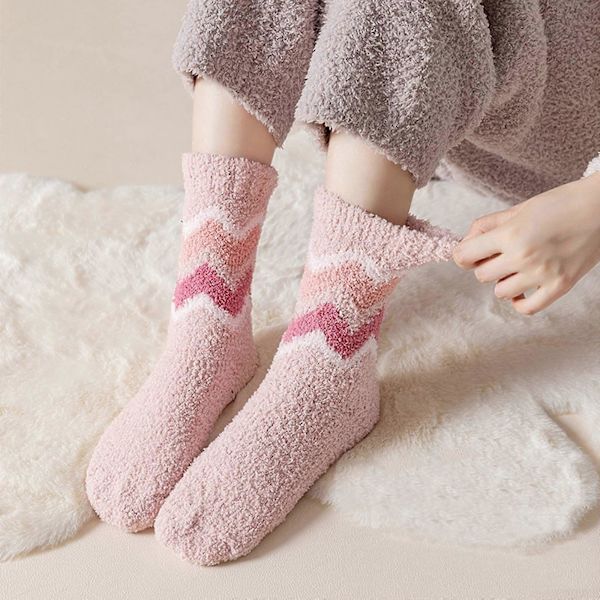 Vinterstrømper til kvinder efterår og vinter mellemlange strømper koralfløjl fortykkede varme strømper pullover strømper pink