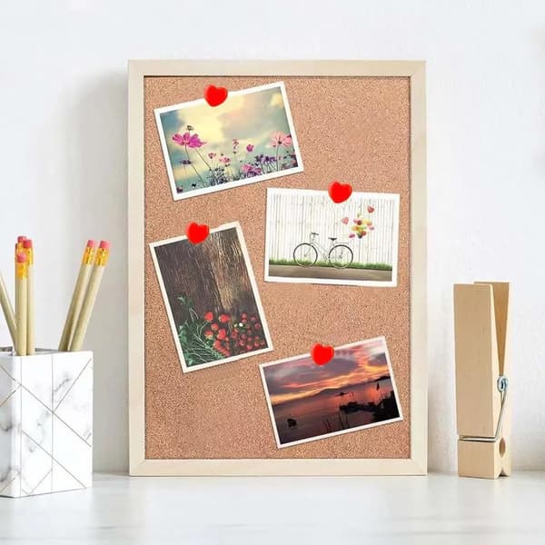 100 hjärtformade häftstift, väggspikar, möbelhäftstift, biltakshäftstift, korktavlehäftstift, platta häftstift (röd) 0 0