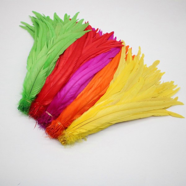 50 stk. Naturlige Kyllingehale Fjer 25-40 cm / 10-16 tommer Tøjdekoration Sceneoptræden Hanehale Fjer Plume-Perfet red 30-35cm