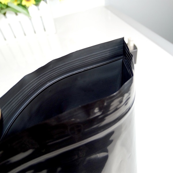 Poser Emballasje Bag Miljøvennlig Gjenlukkbar Svart Lystett Forseglet PE Plastpose Baggies Åpen Bag 10x15cm--30pcs