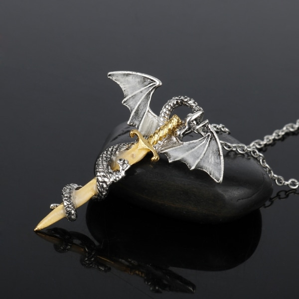 4st rostfritt stål glänsande båge Dragon Sword Pendant Chain Ne - Perfet Golden B