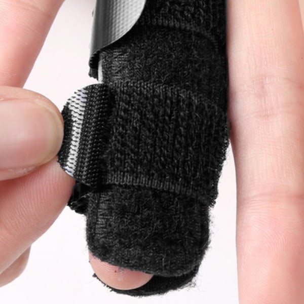 1 stk Justerbar Finger Corrector Splint Trigger for Treat Finger - Perfet